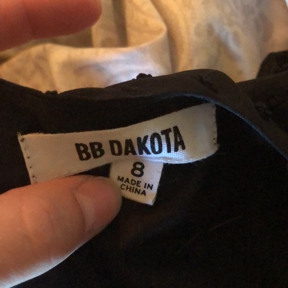 BB Dakota Romper - Picture 3 of 3